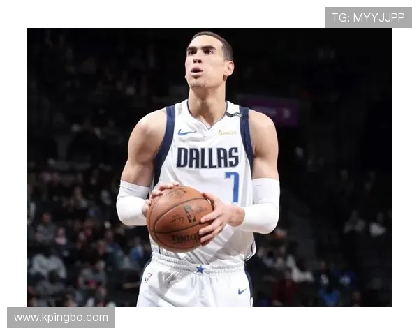 内线悍将摩西·马龙挡拆制造错位 加强防守制约对手内线