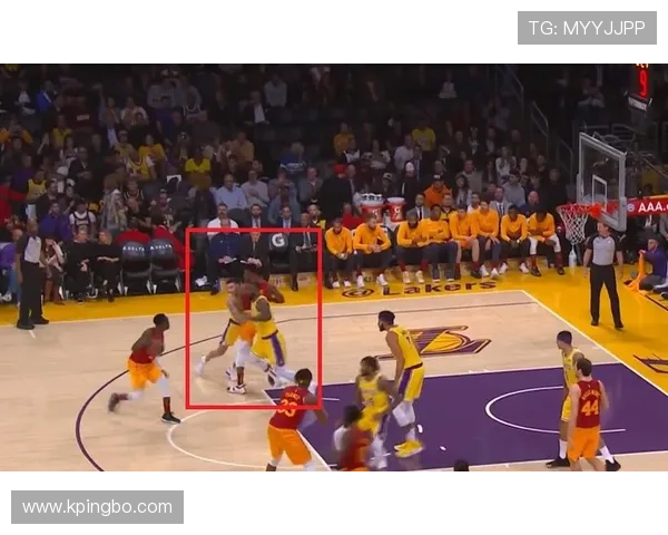 科里森挡拆拉开空间提升球队三分效率明显